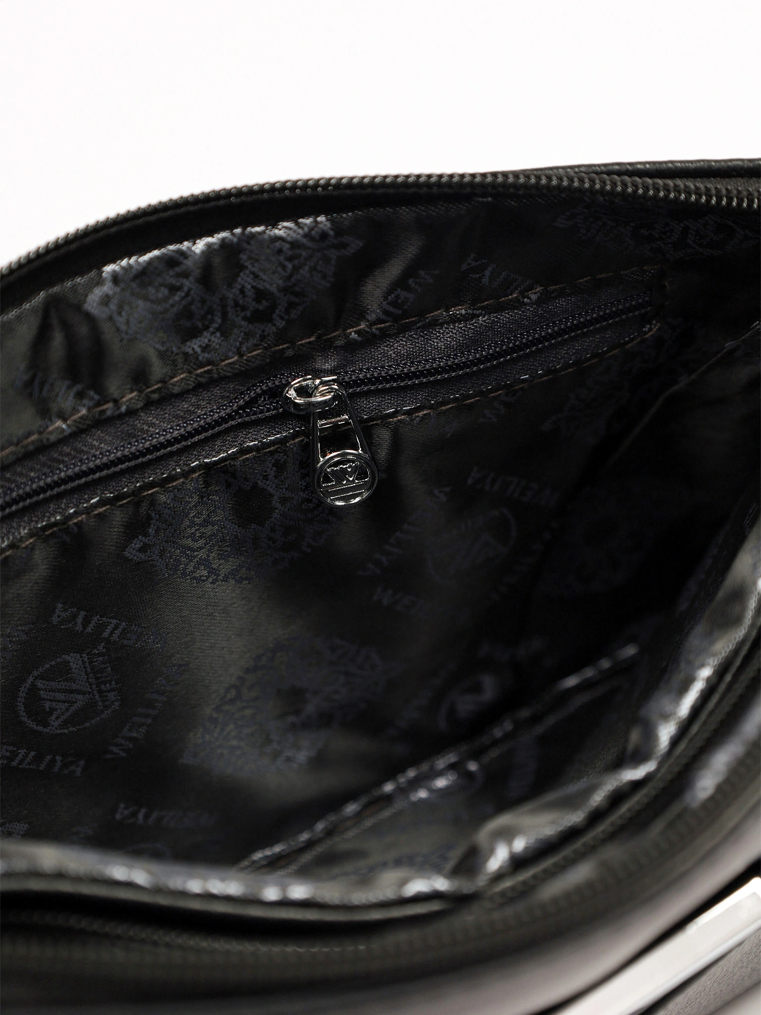 Сумка-кроссбоди со съемной ручкой в ассортименте